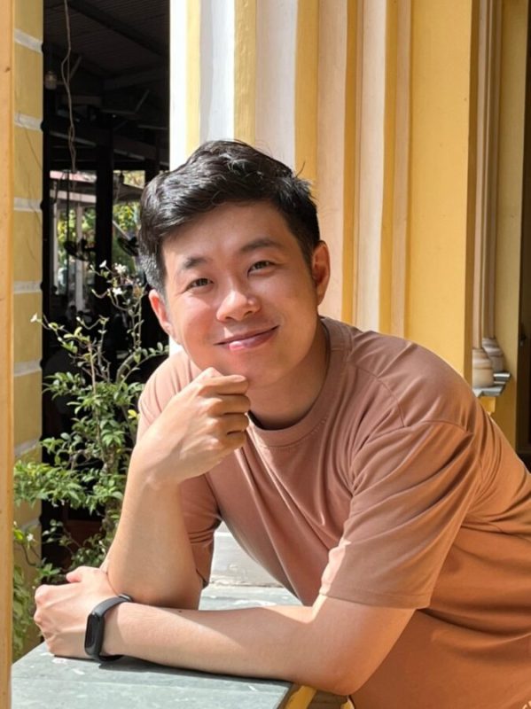 TRỢ THÍNH QUANG ĐỨC