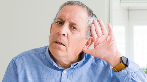 Bí quyết chọn máy trợ thính cho người già